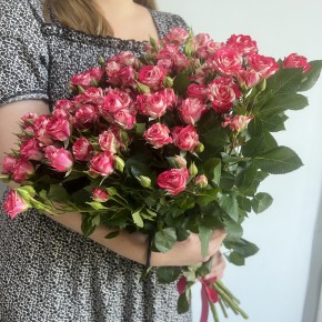 11 кустовых роз Фаерворкс 